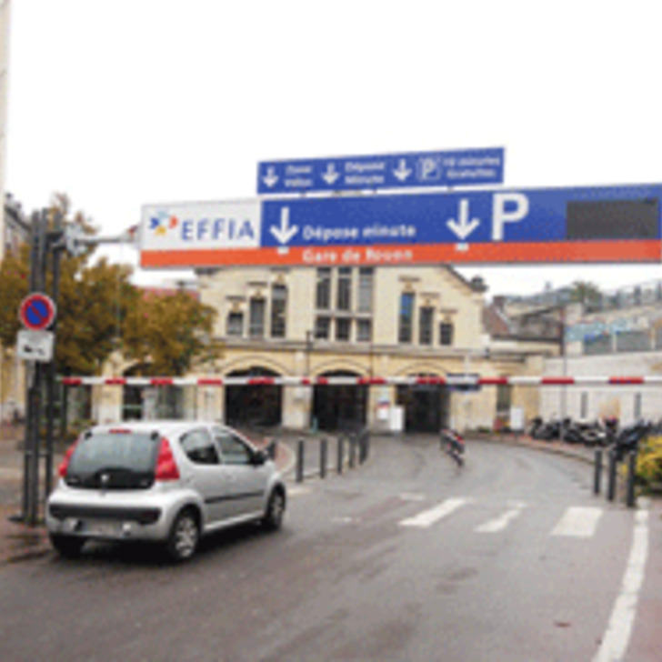 EFFIA GARE DE ROUEN P1 Officiële Parking (Exterieur) in Rouen
